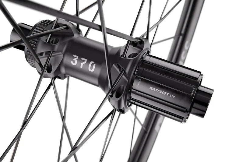 Szczegół tylnej piasty DT Swiss A 1800 SPLINE