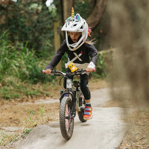 Coudières G-FORM PRO-X4 Junior Noir