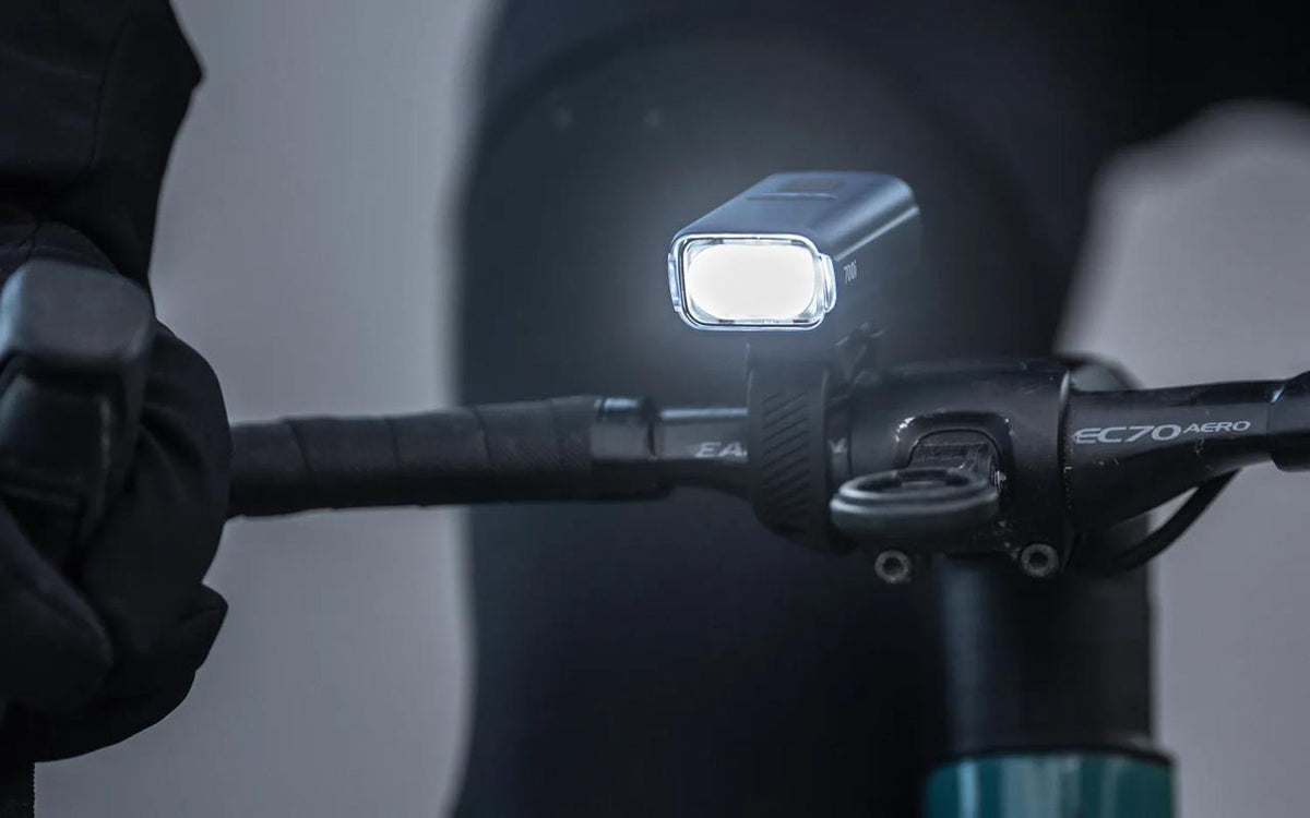 BBB NANOSTRIKE 700i Frontleuchte Blau