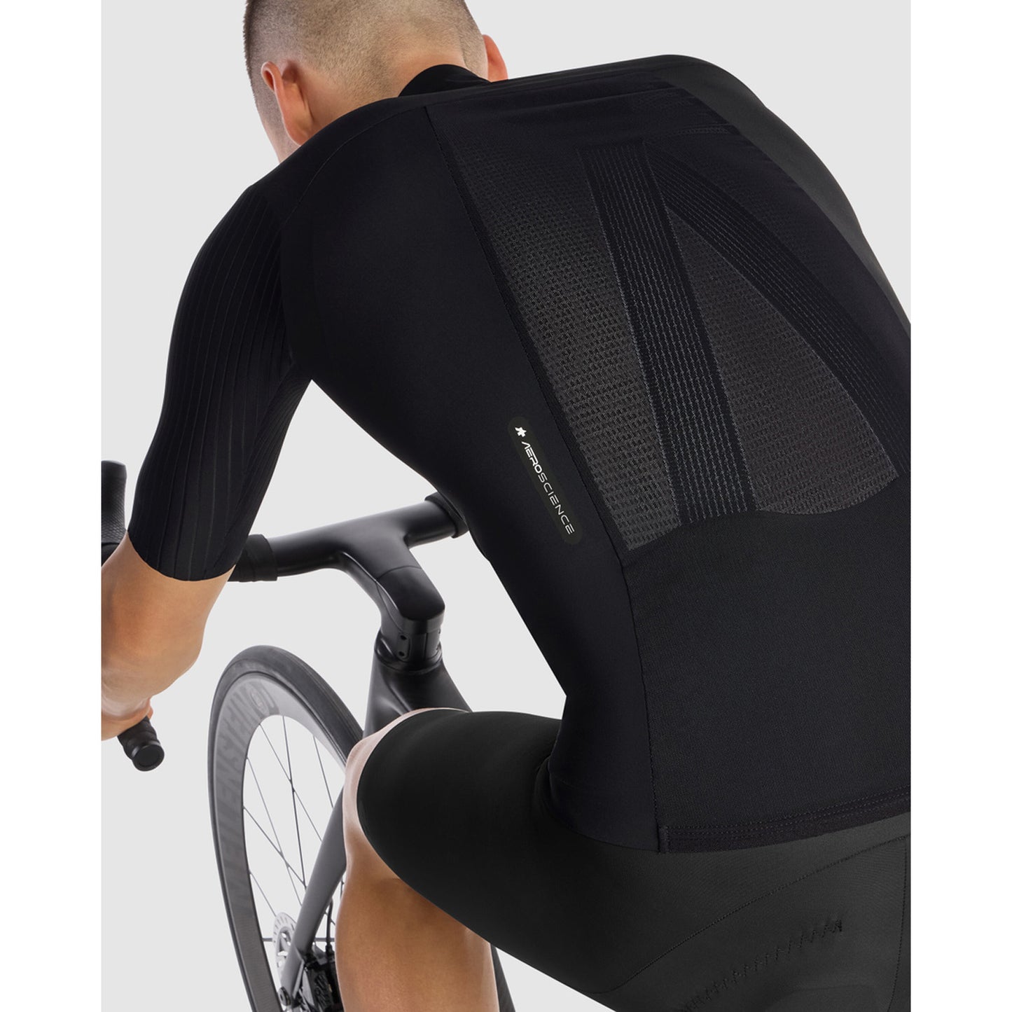ASSOS EQUIPE RS SHELL S11 Sleeveless Jacket Black