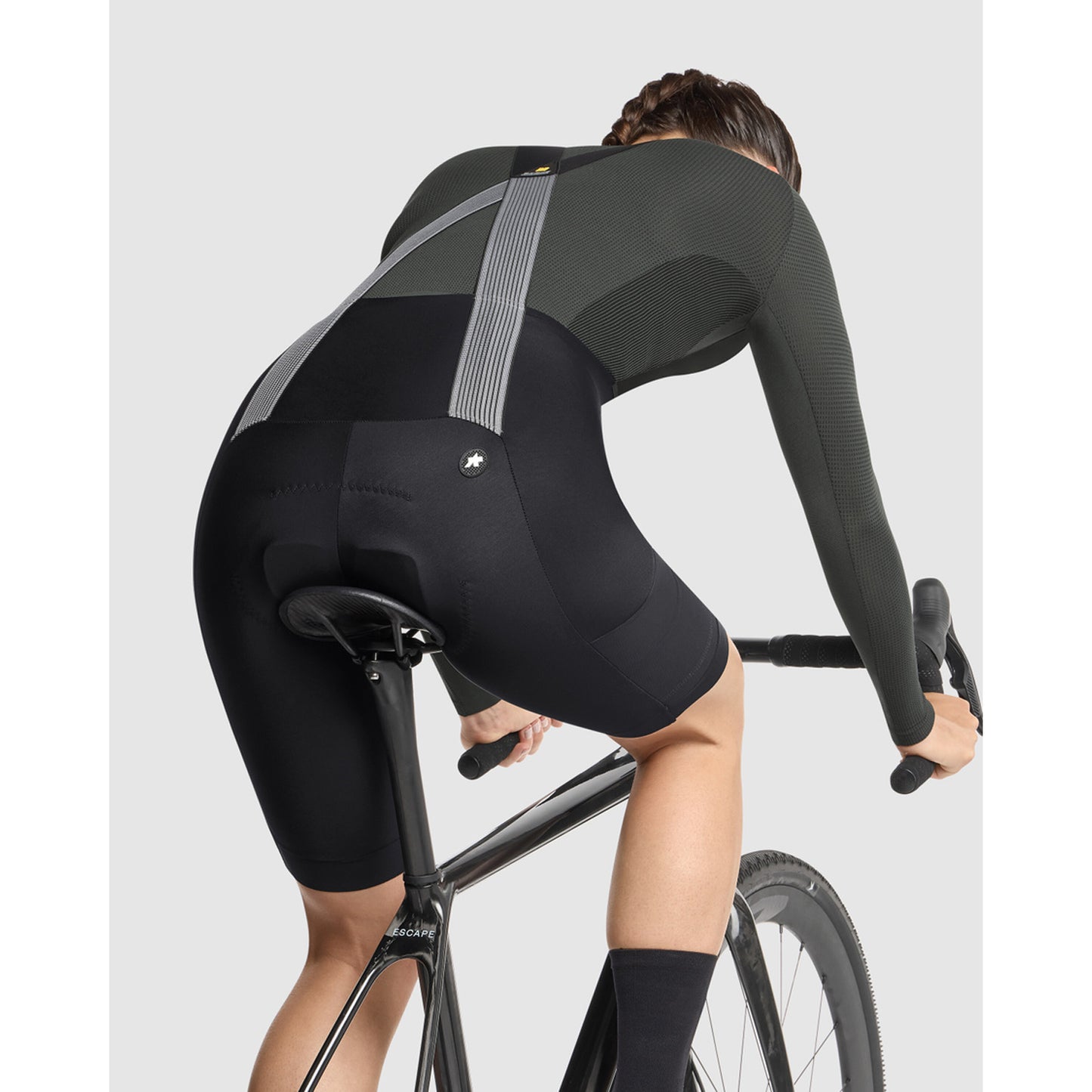 ASSOS TACTICA SPRING FALL T5 Kort Damebukse med Seler Sort