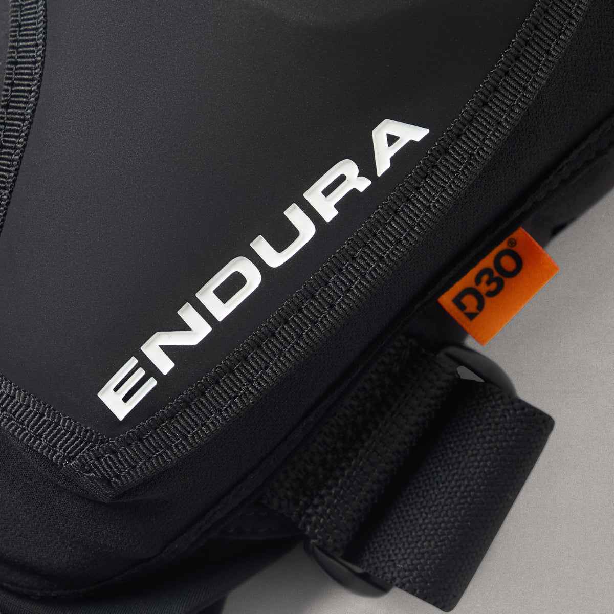 Genouillères ENDURA MT500 HARD SHELL Noir