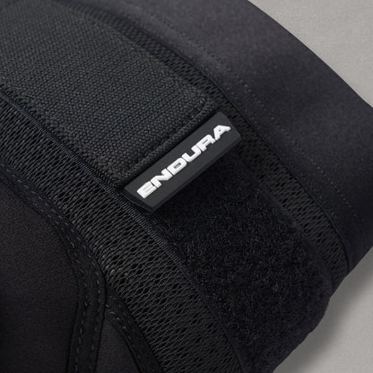 ENDURA MT500 HARD SHELL térdvédő Fekete