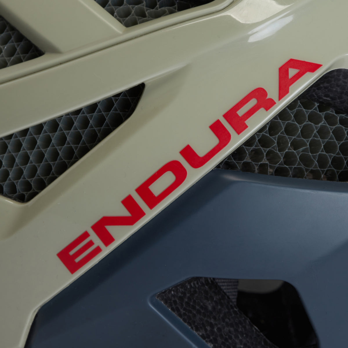 ENDURA MT500 MIPS MTB-hjelm grå