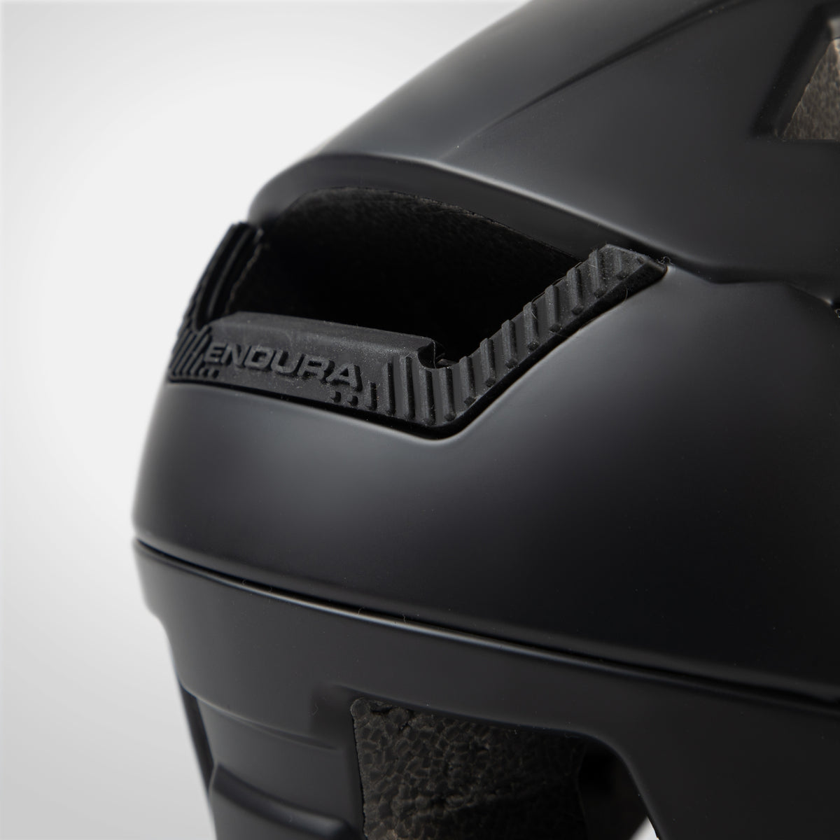 ENDURA SINGLETRACK INTEGRAL MIPS MTB-hjelm sort