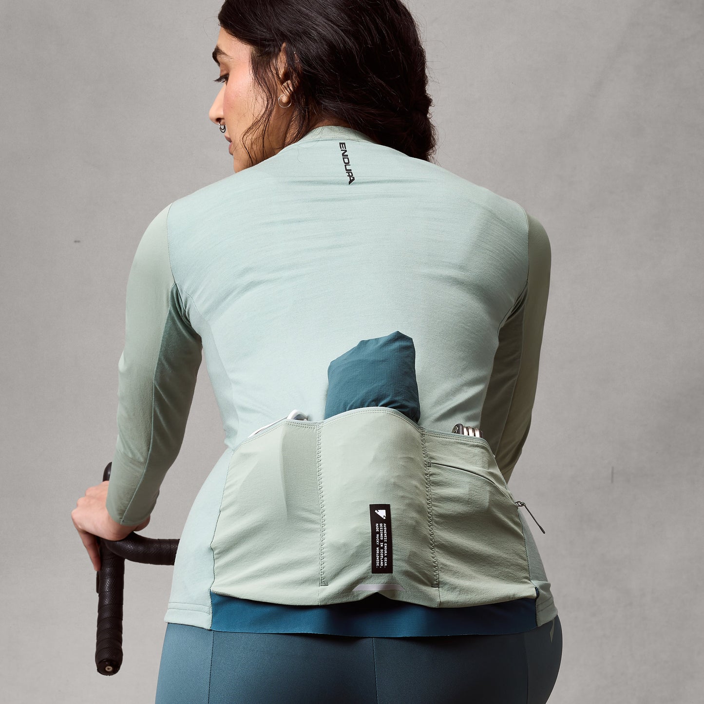 Maillot ENDURA  ALLTRACK RIDE Femme Manches Longues Sage Green