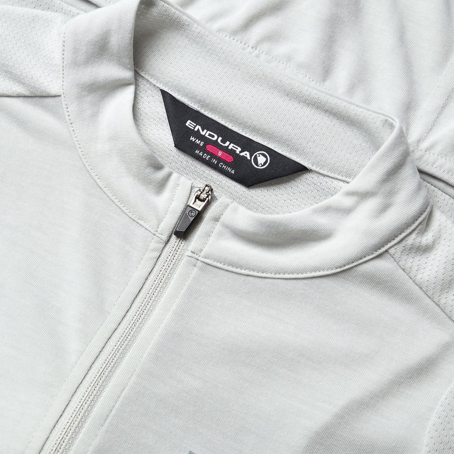 Maillot ENDURA LOOP ZIPPED Manches Courtes Femme Gris