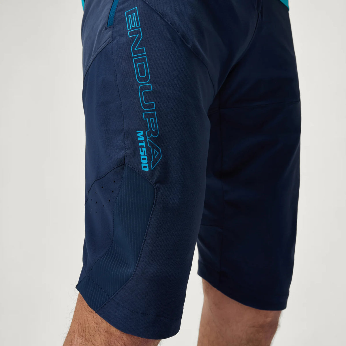 Short ENDURA MT500 BURNER Bleu