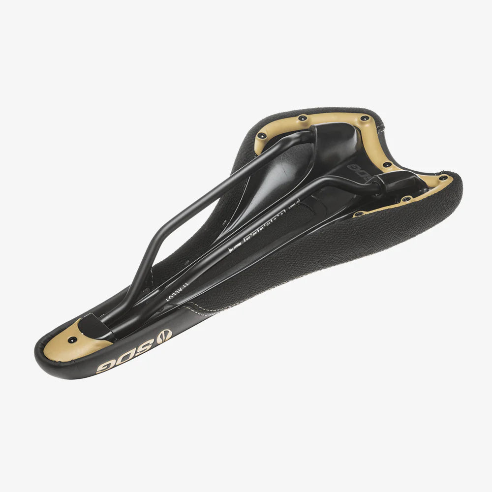 Sadel SDG RADAR MTN Rails Titan-Alu Sort/Creme