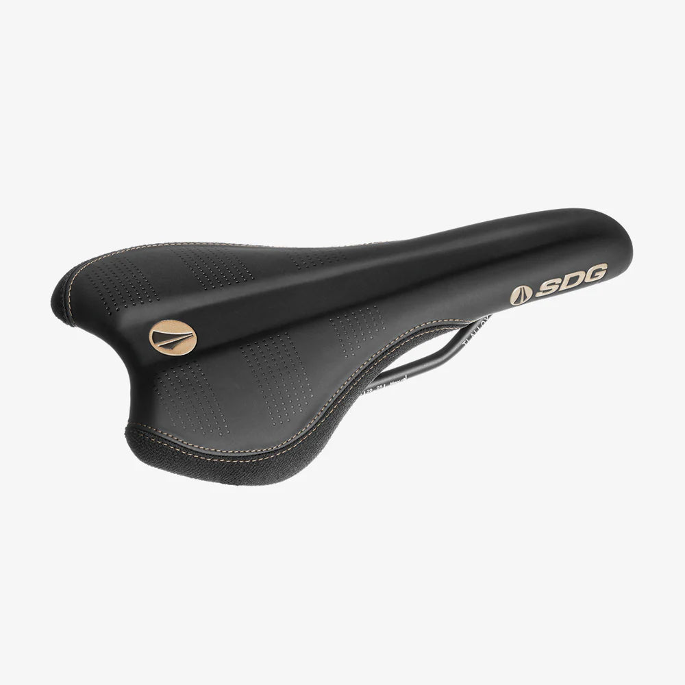 Sadel SDG RADAR MTN Rails Titan-Alu Sort/Creme