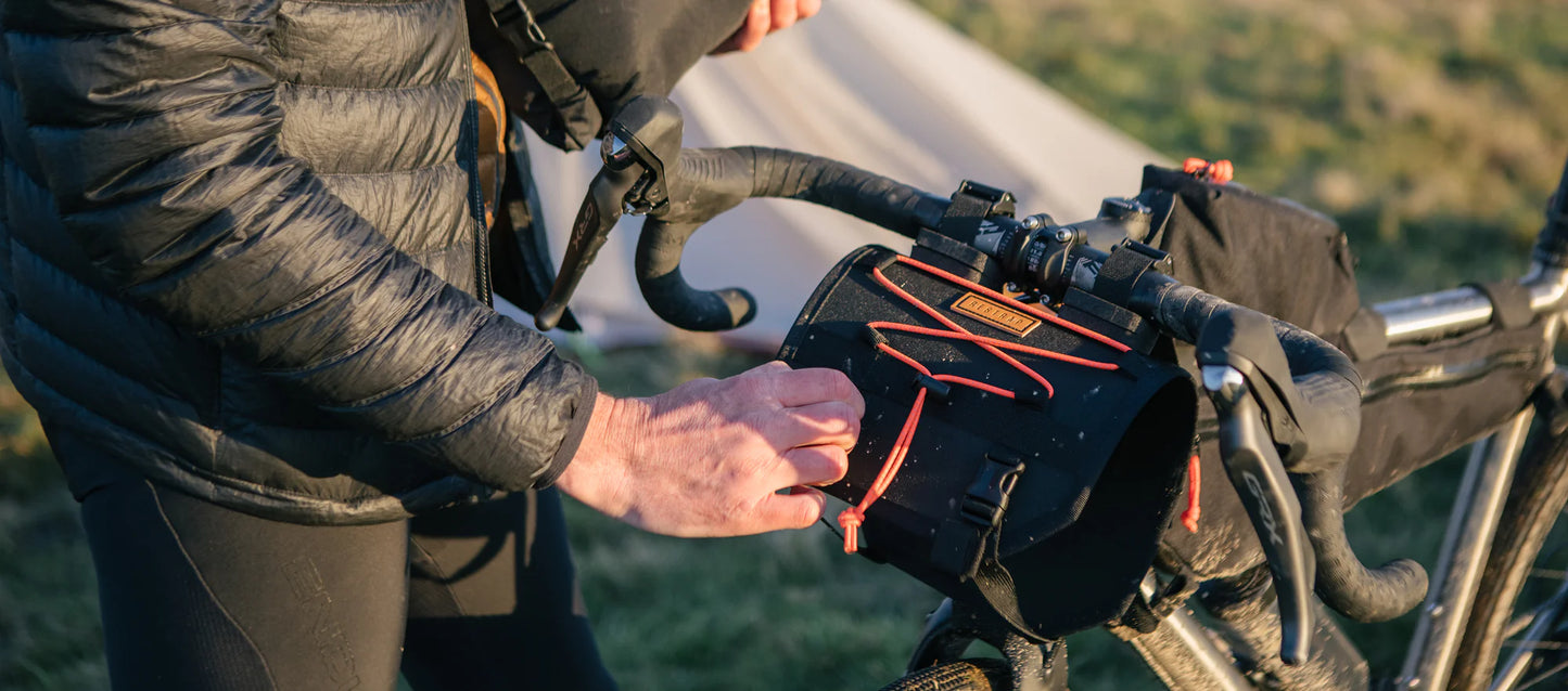 RESTRAP HOLSTER BAR BAG 14 L Black Handlebar Bag