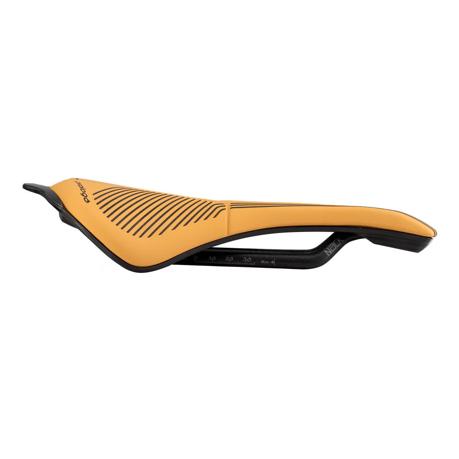 Sadel PROLOGO SCRATCH M5 PAS AGX 140mm Skinne Nack Beige