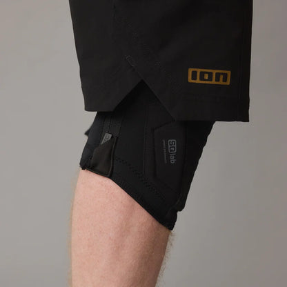 Kelių apsaugos ION K-PACT ZIP SQ Unisex Juoda