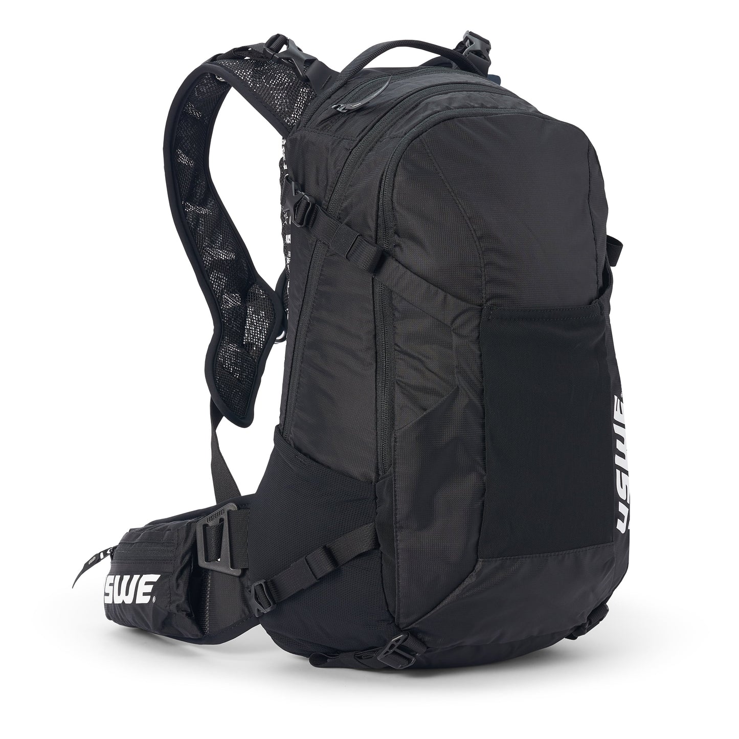 Reppu USWE SHRED 16 L Musta