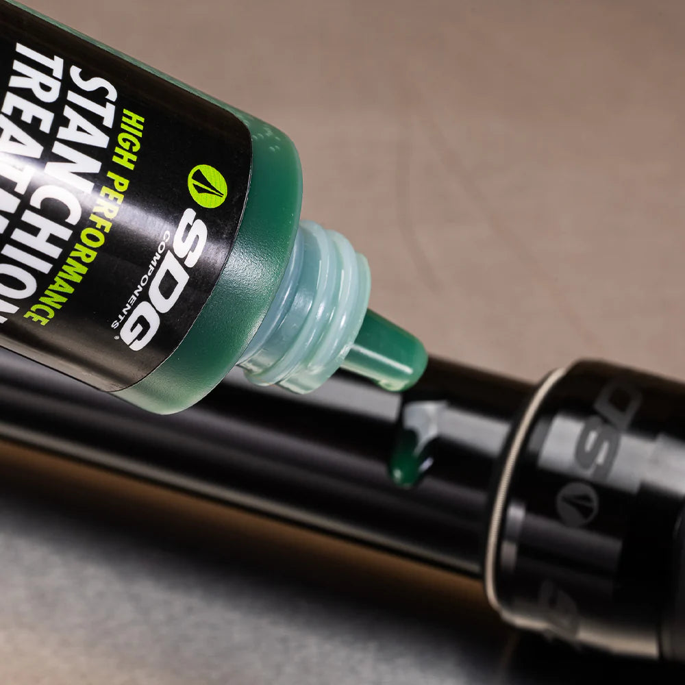 Rengørings-/smøremiddel til affjedring SDG Stanchion Treatment (60ml)