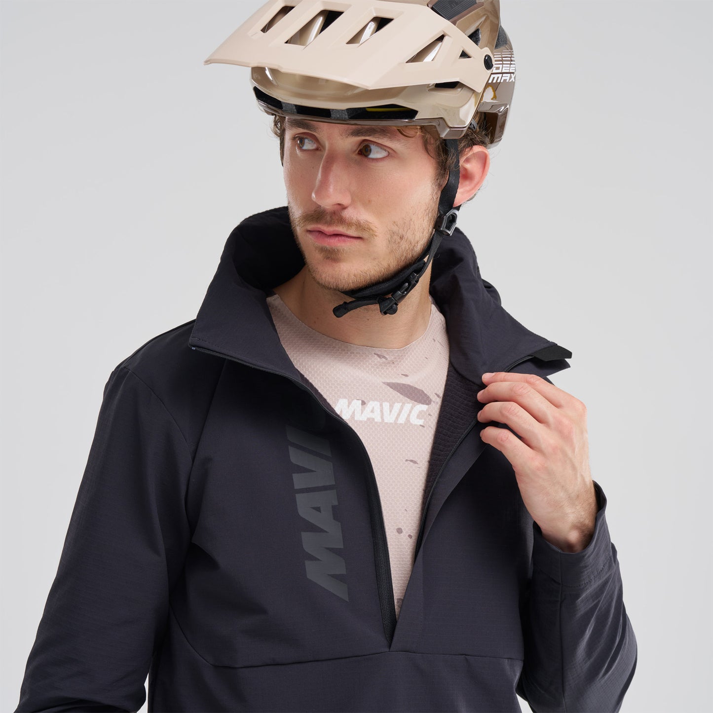 Jakke MAVIC DEEMAX THERMO WIND HOODIE Sort
