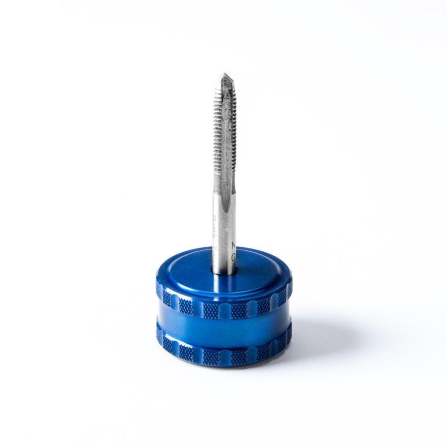 Park Tool TH-3 s nasazeným závitníkem