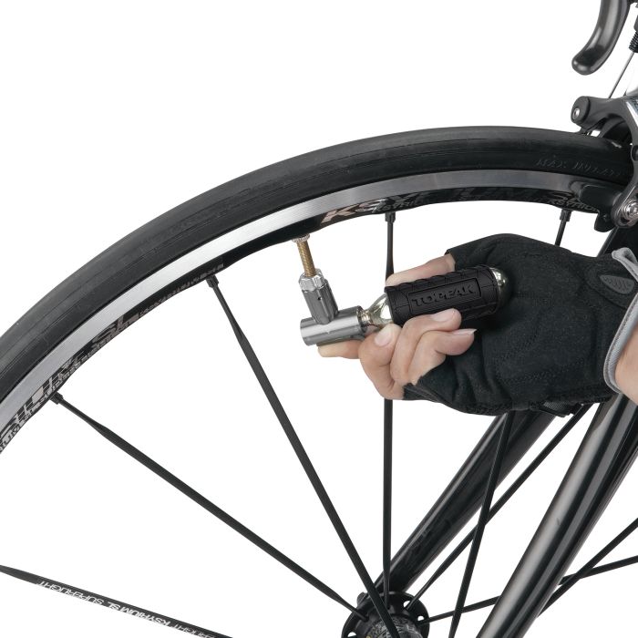 CO2-inflator TOPEAK AIRBOOSTER + Gevindskåret CO2-patron 16 g (x1)