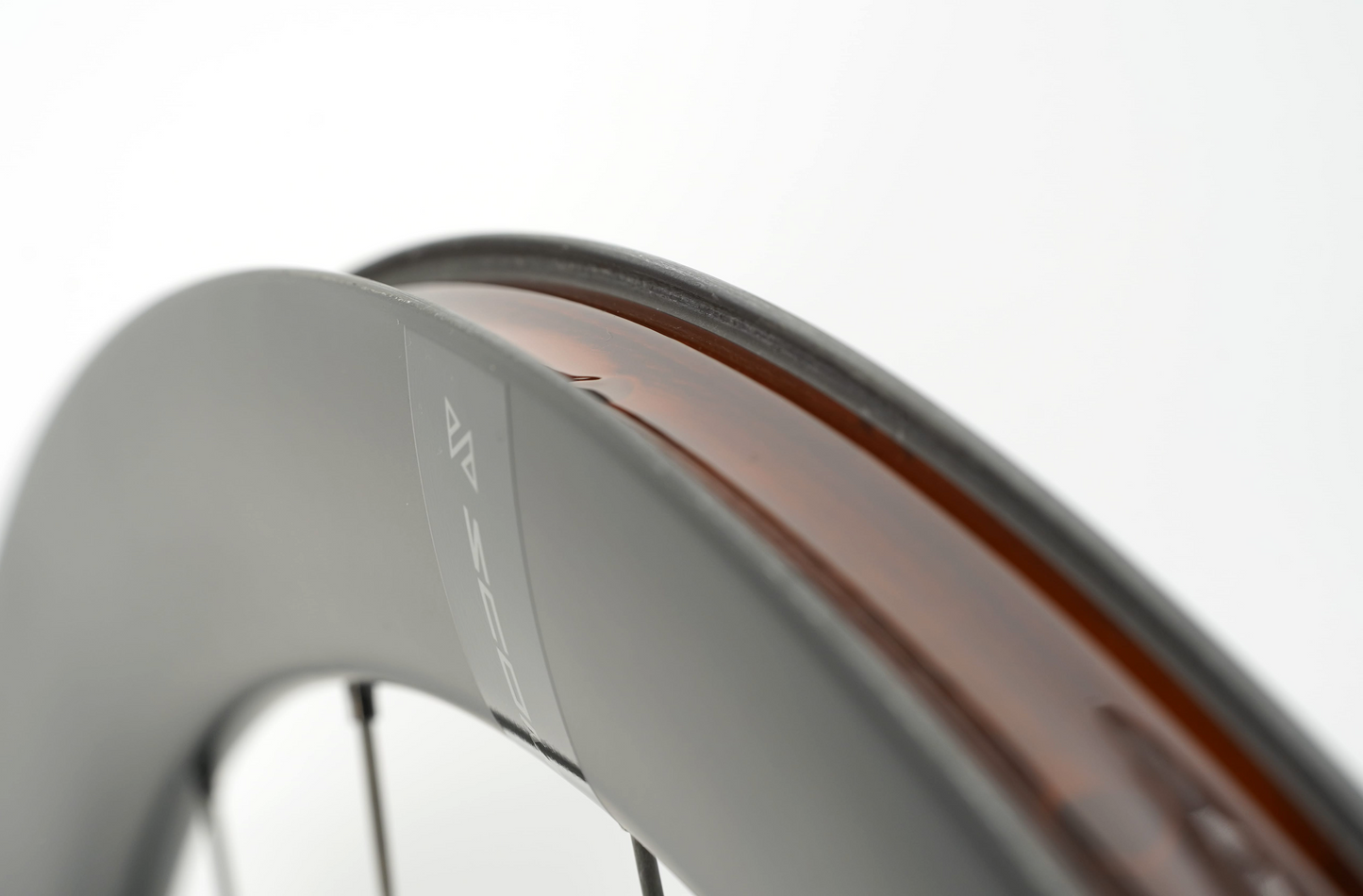 Paires de Roues SCOM ULTRA 62 Tubeless Ready (Center Lock)