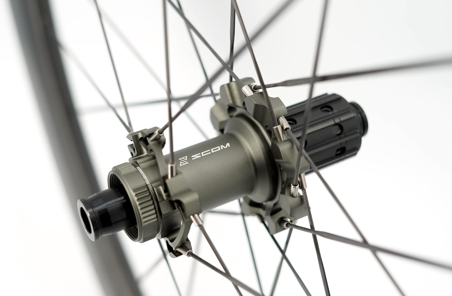 Par de Ruedas SCOM ULTRA 62+ Tubeless Ready (Center Lock)