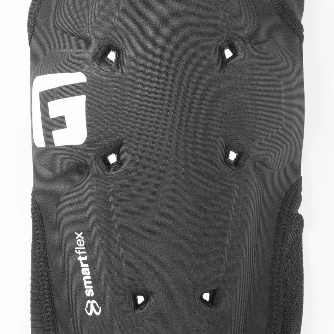 Coudières G-FORM PRO-X4 Junior Noir