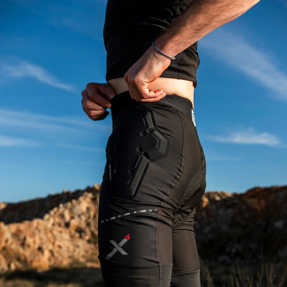 G-FORM PRO-X4 skyddsshorts Svart