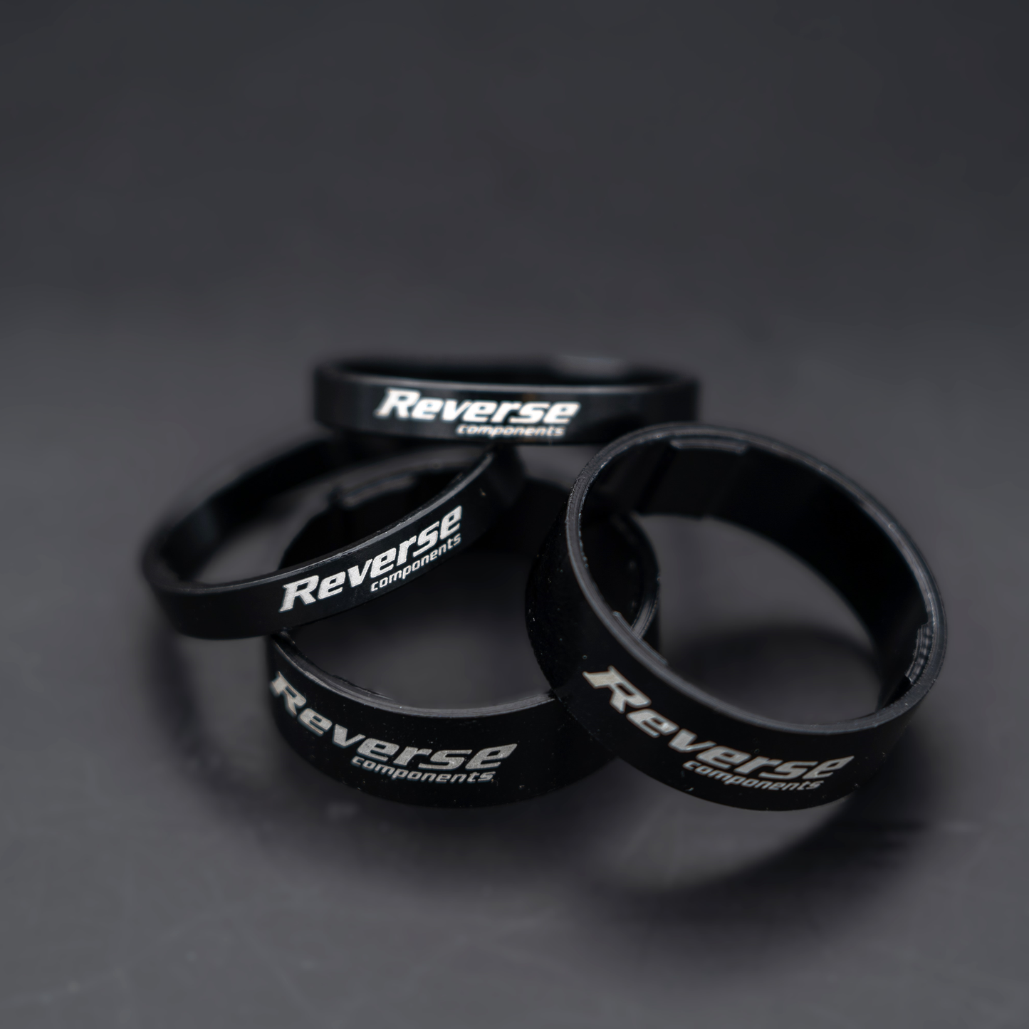 Kit Entretoises de Direction REVERSE COMPONENTS Aluminium Ultra-Light 1"1/8 Noir