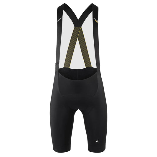 Mustad lühikesed traksidega rattapüksid ASSOS EQUIPE R SPRING FALL S11 — valgel taustal, 2000 x 2000