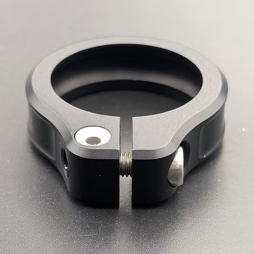 HXR COMPONENTS 34,9/35 mm melna sēdekļa stutes skava