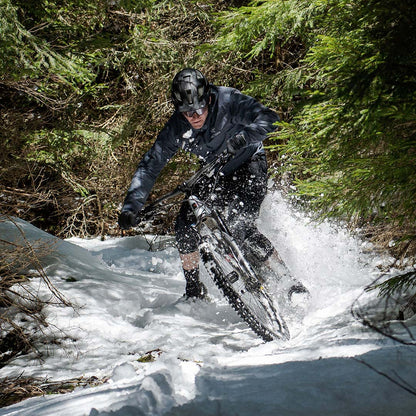 Tretry na horský bicykel FIZIK ZIMNÉ TERRA NANUQ GTX FLAT čierne/sivé