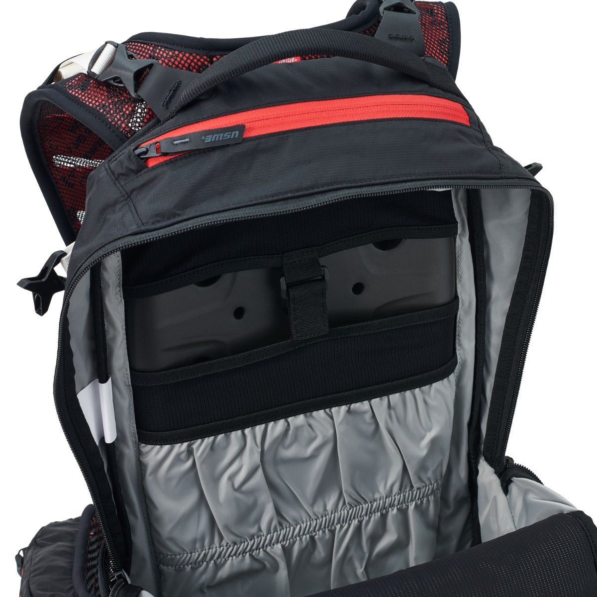 USWE FLOW 16 L Backpack with Integrated Back Protector Black/Red