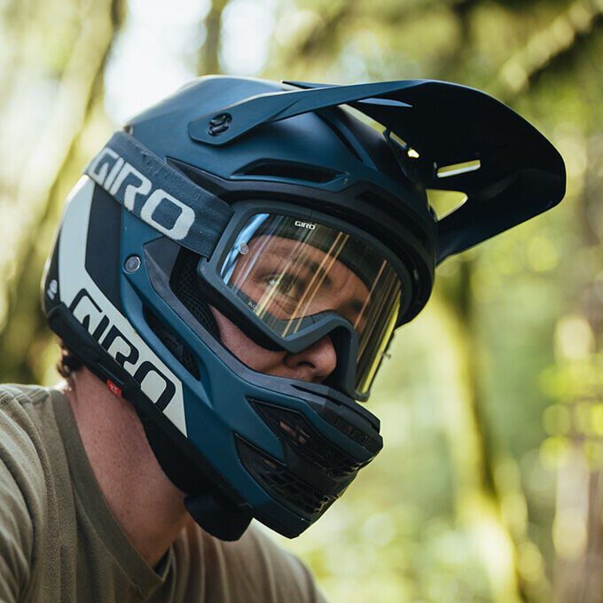 Casque VTT GIRO INSURGENT MIPS SPHERICAL Noir