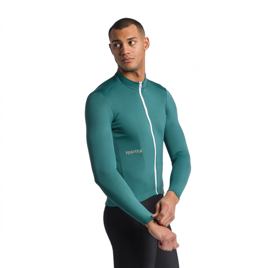 Maillot Sportful Classic verde, vista frontal sobre fondo blanco