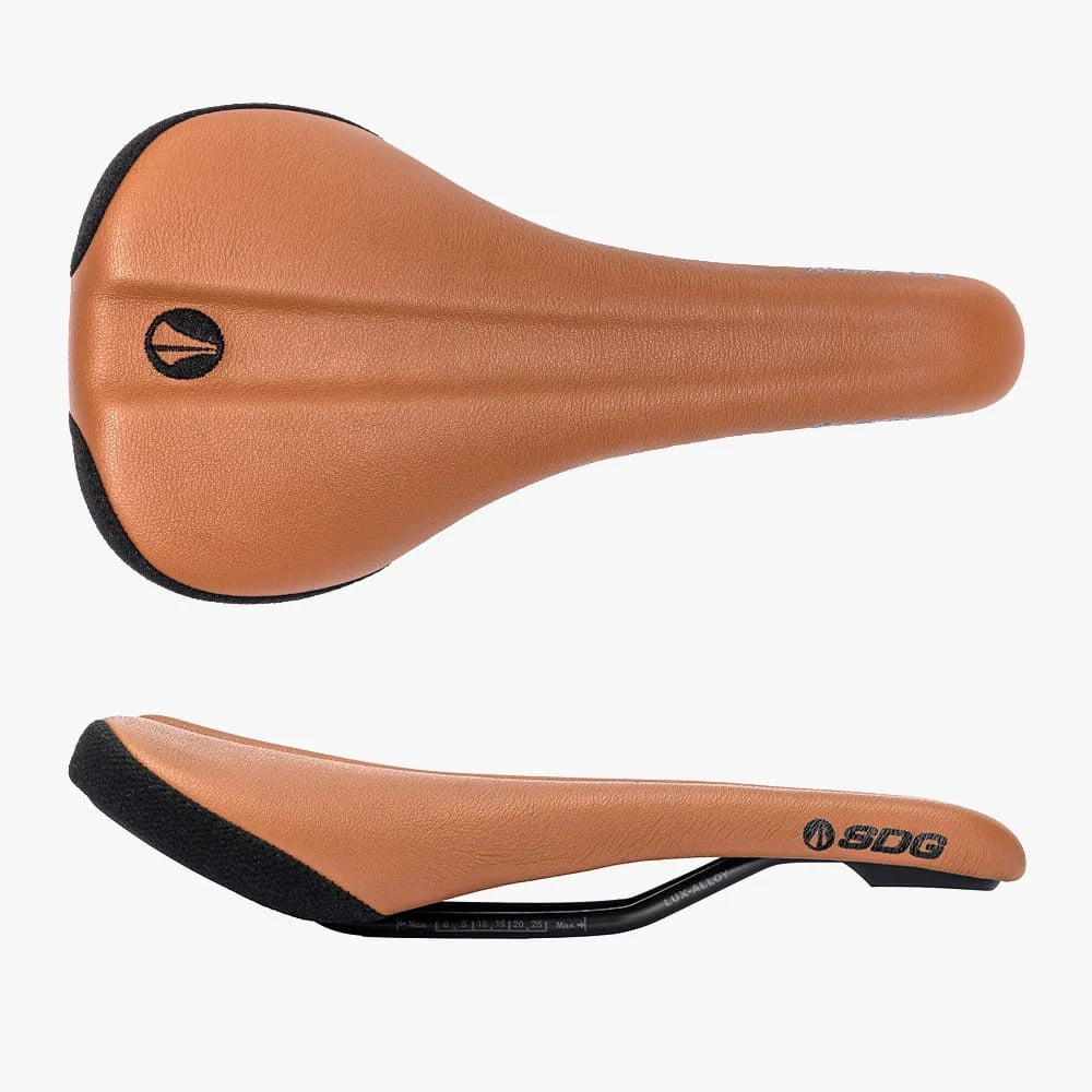 Sillín SDG BEL-AIR V3 de cuero con raíles Lux-Alloy