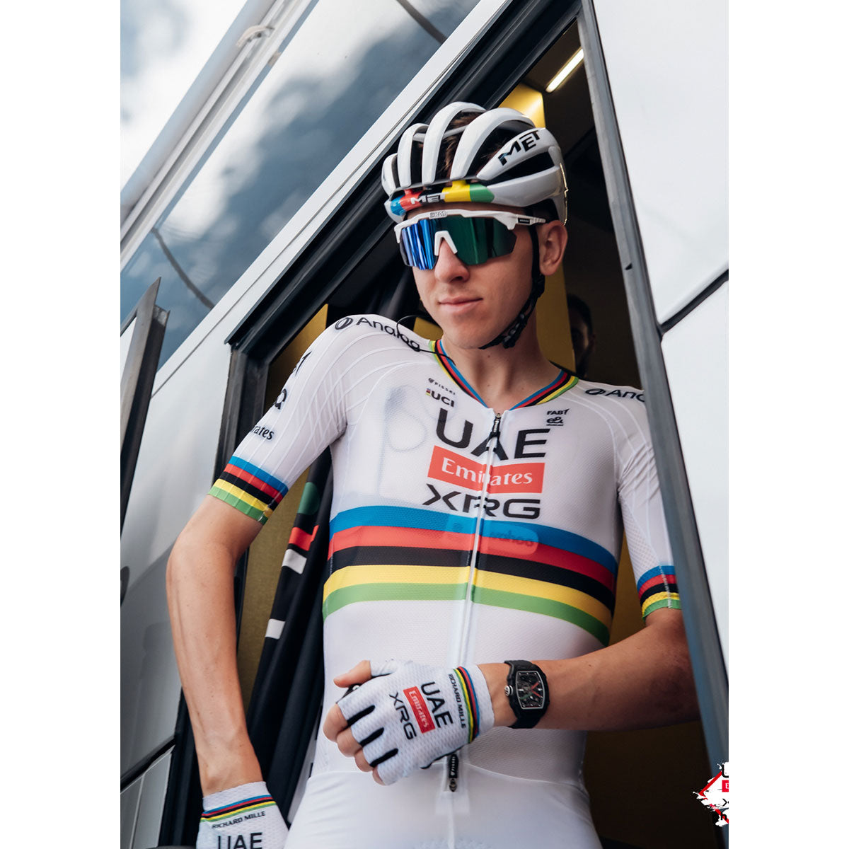 Casque Route MET TRENTA 3K CARBON - Edition Limitée Tadej Pogacar World Champion Rainbow