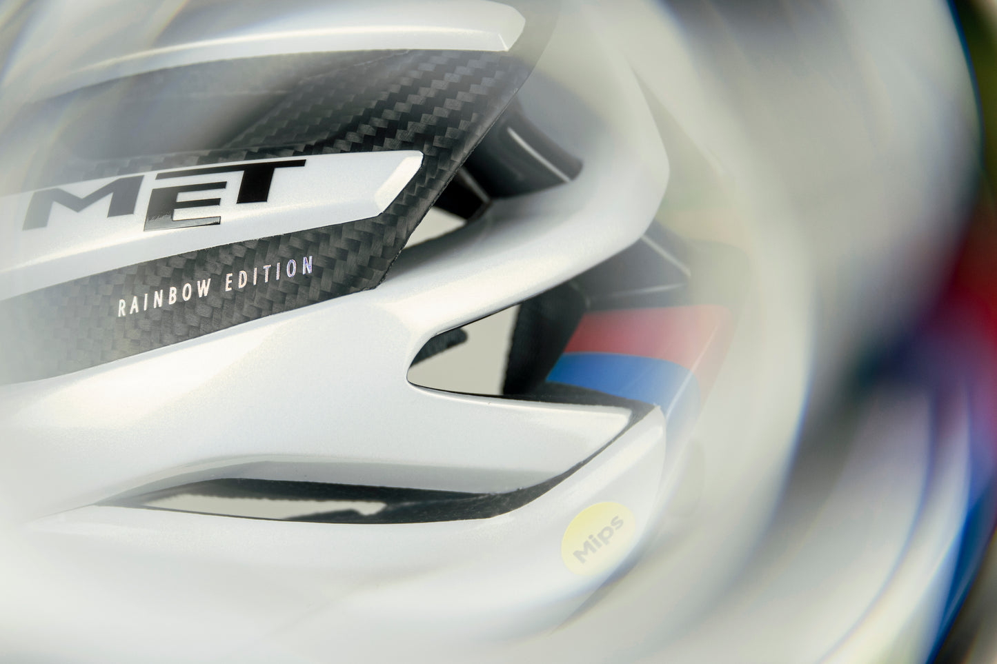 Casque Route MET TRENTA 3K CARBON - Edition Limitée Tadej Pogacar World Champion Rainbow