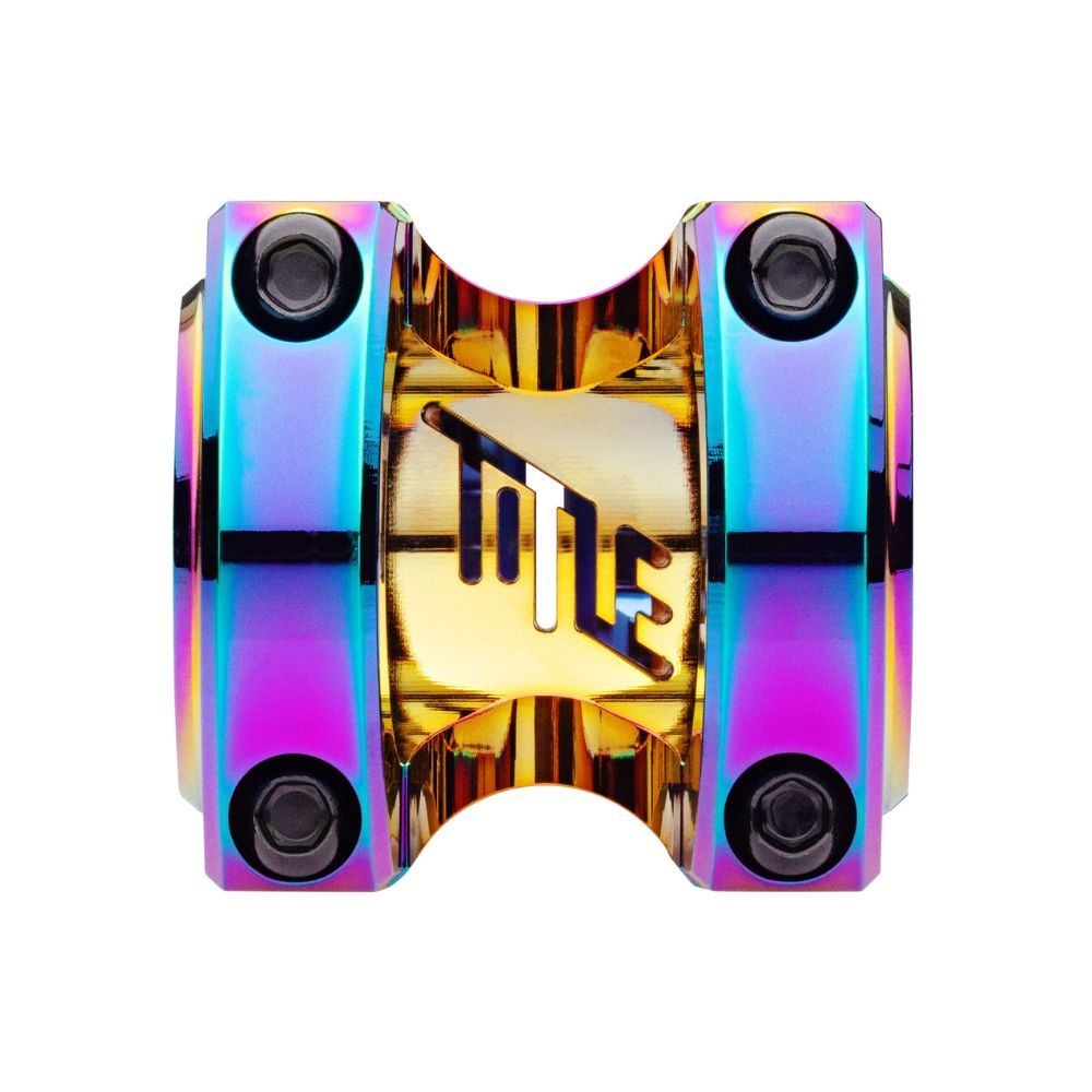 TITLE ST1 Frempind Oil Slick