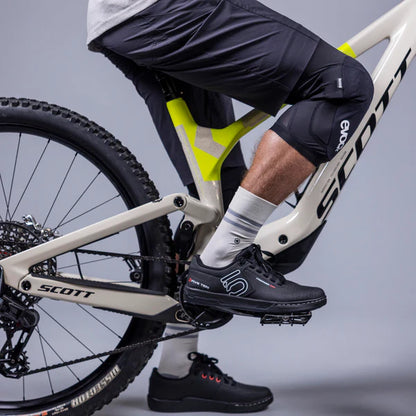 EVOC PROTECTOR LS FLEX LITE térdvédők