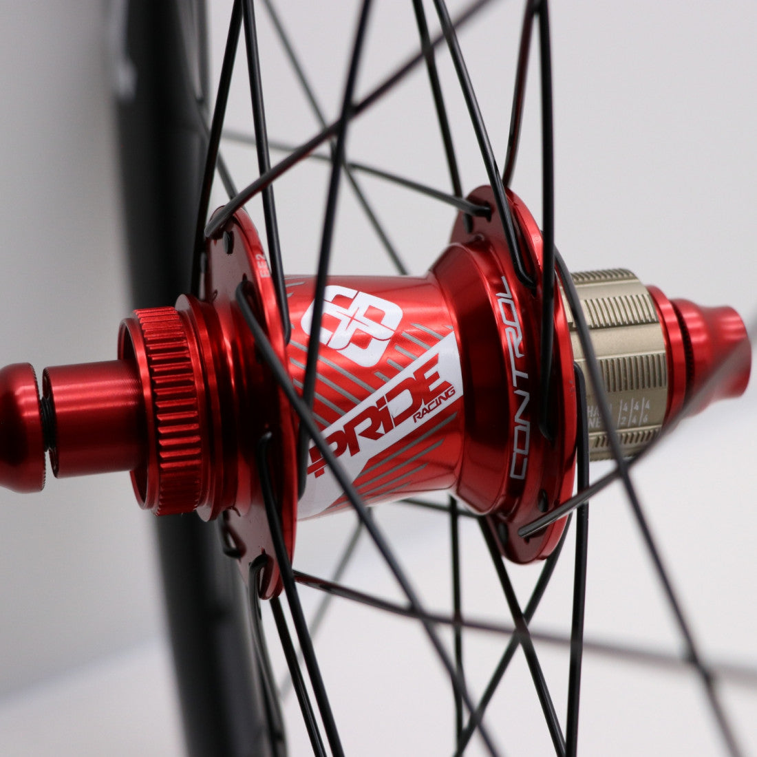 Coppia di Ruote PRIDE 20" (451mm) Carbonio Gravity Matt Disc Pride Control V1 Assi 10/10mm Rosso