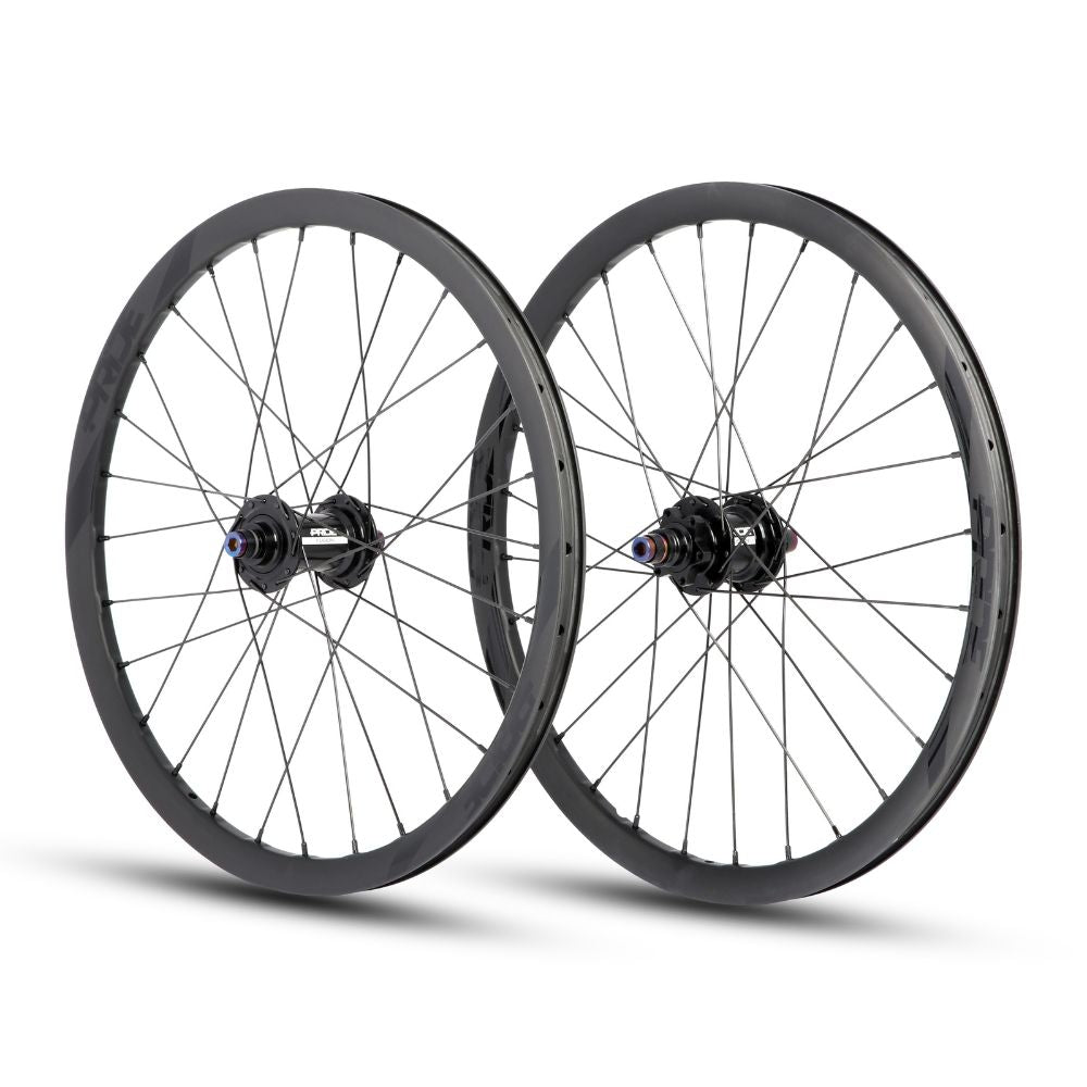 Paire de Roues PRIDE 20" (451mm) Carbone Wave Matt Black Fusion Disc Axes 10/10mm Noir