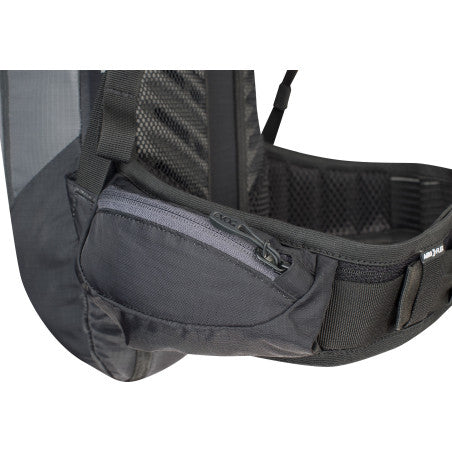 Sac à Dos avec Dorsale EVOC FR LITE RACE 10L Gris
