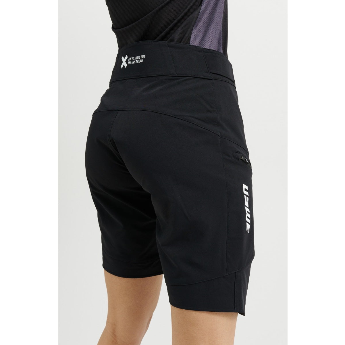 Short USWE SKRUBB Donna Nero